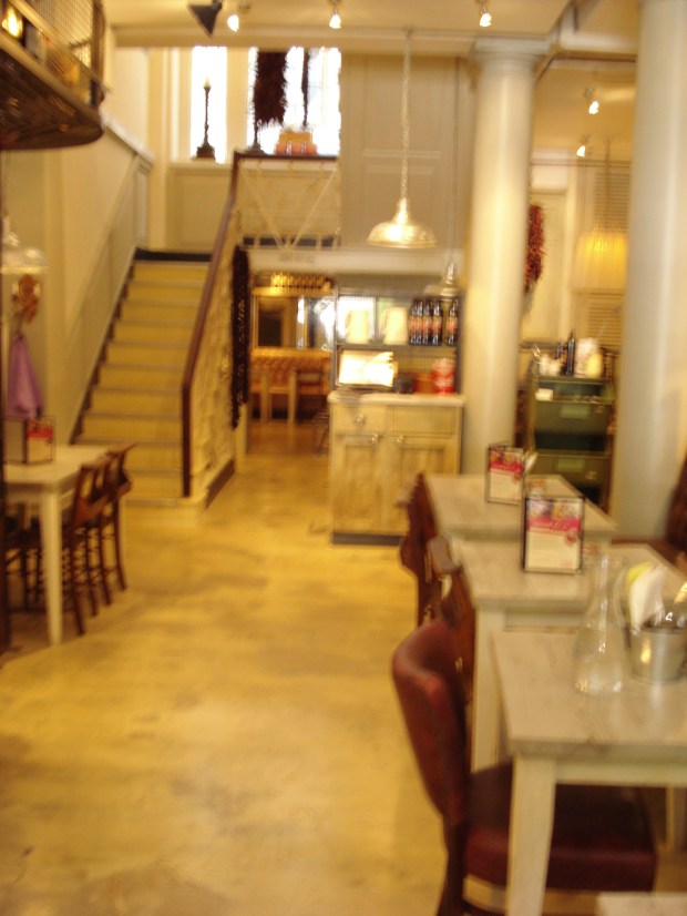 Lincolns Inn House interior 2