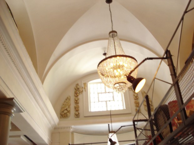 Lincolns Inn House interior 3