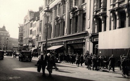 The Lyons Corner House in Coventry Street. The Criterion Theatre is just out of view in the left of the photo. This picture dates from many years after Kate's July 1914 visit - but gives us an orientation on her world